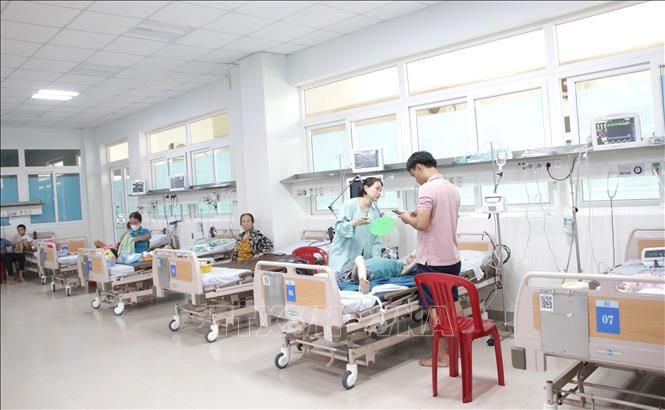 Triển khai các giải pháp phòng ngừa bệnh tay chân miệng, sốt xuất huyết tại địa phương