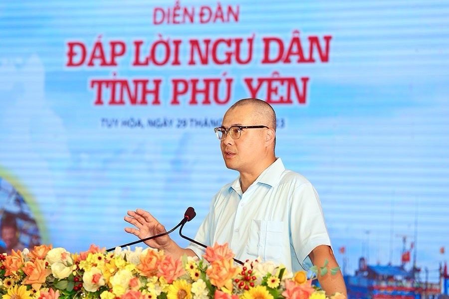 Gỡ cảnh báo “Thẻ vàng” IUU gắn với phát triển bền vững kinh tế biển, đảm bảo quốc phòng an ninh