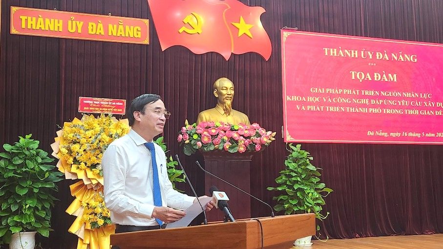 Phát triển nhân lực khoa học và công nghệ đáp ứng yêu cầu phát triển TP Đà Nẵng 