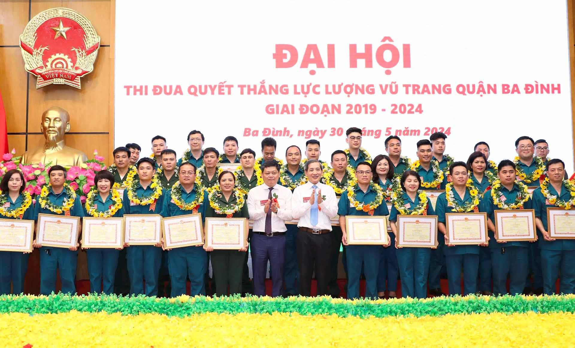 Hà Nội: Quận Ba Đình biểu dương 33 tập thể, cá nhân trong phong trào Thi đua quyết thắng