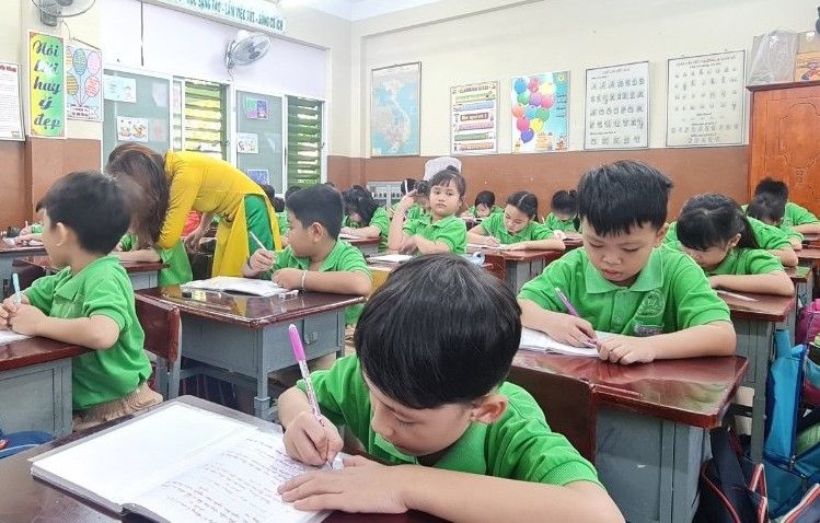 Bà Rịa-Vũng Tàu: Công nhận 08 huyện, thị xã, thành phố đạt chuẩn Xóa mù chữ mức độ 2