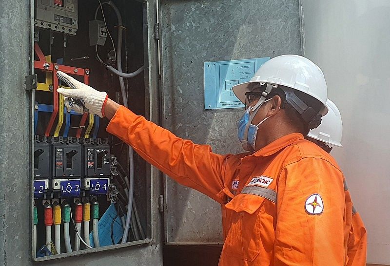 Tổng Công ty Điện lực TP Hồ Chí Minh đảm bảo cấp điện an toàn, liên tục cho kỳ thi