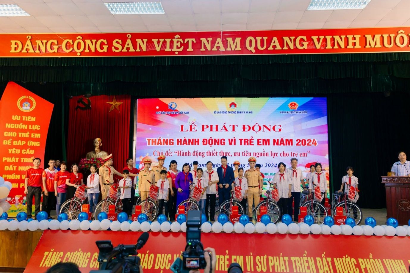 AIA Việt Nam hưởng ứng Tháng hành động vì trẻ em 2024