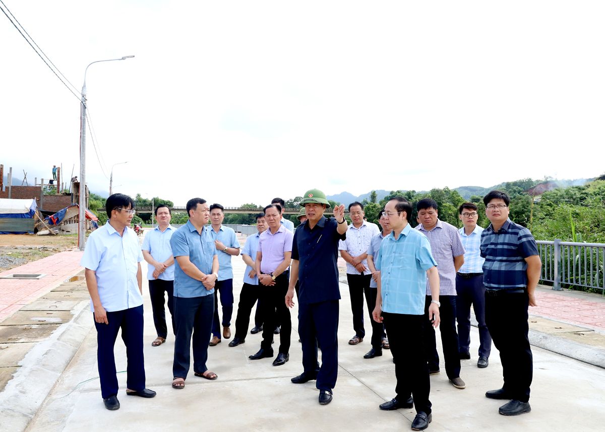 Giải quyết dứt điểm những vướng mắc phát sinh trong công tác GPMB dự án Cao tốc Tuyên Quang - Hà Giang 
