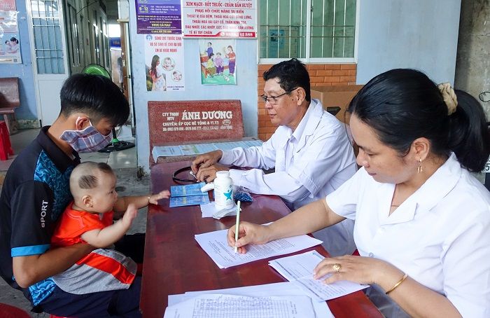 Chung tay tiêm chủng phòng, chống dịch bệnh vì một Việt Nam khỏe mạnh 