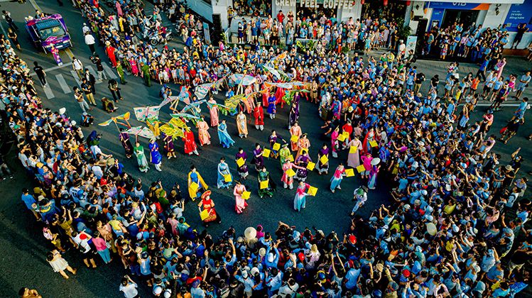 Hơn 100.000 du khách đến Huế dịp Festival Nghệ thuật quốc tế Huế 2024