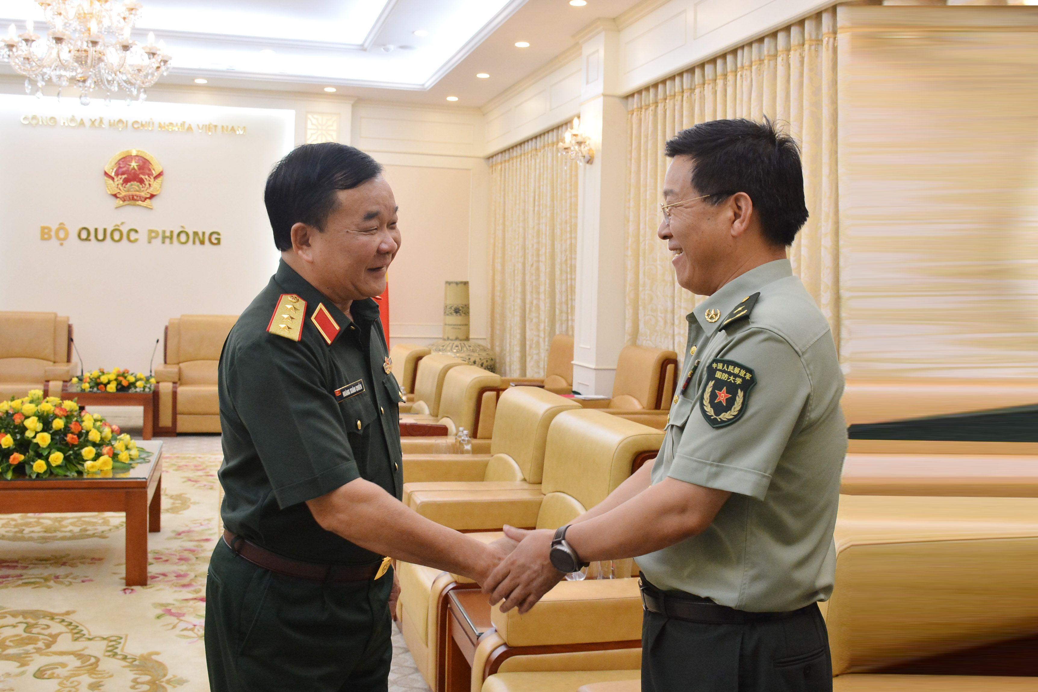 Tăng cường hợp tác giữa các học viện, nhà trường quân đội Việt Nam - Trung Quốc