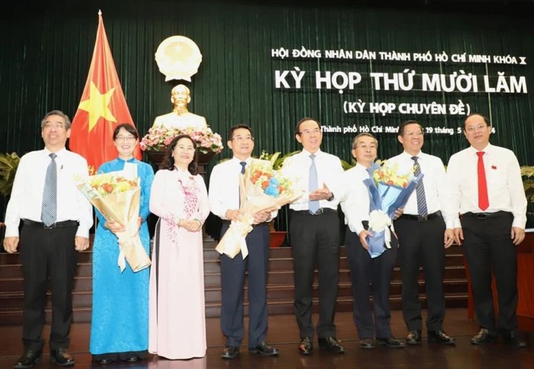 Phê chuẩn kết quả bầu, miễn nhiệm Phó Chủ tịch UBND TP. Hồ Chí Minh