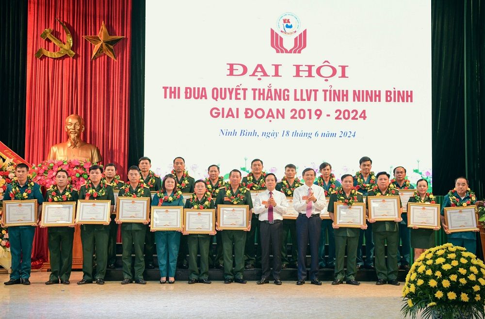 Lực lượng vũ trang tỉnh Ninh Bình: Thi đua để hoàn thành tốt nhiệm vụ