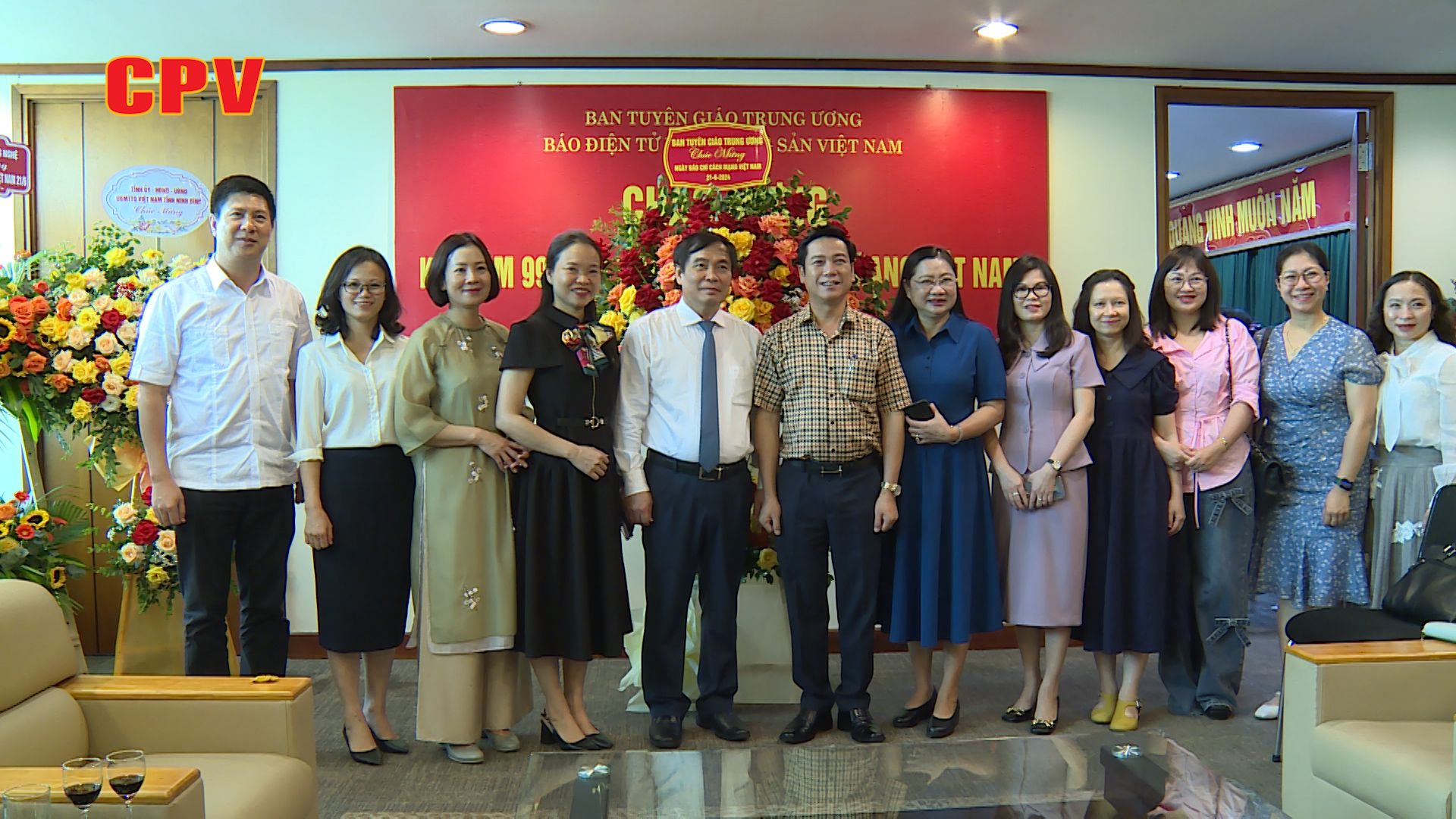 Phó Trưởng Ban Tuyên giáo Trung ương Phan Xuân Thủy thăm, chúc mừng ngày Ngày Báo chí Cách mạng Việt Nam
