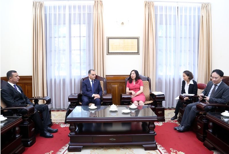 Thứ trưởng Lê Thị Thu Hằng tiếp Đại sứ Turkmenistan và Đại sứ Iceland sang Việt Nam trình Quốc thư