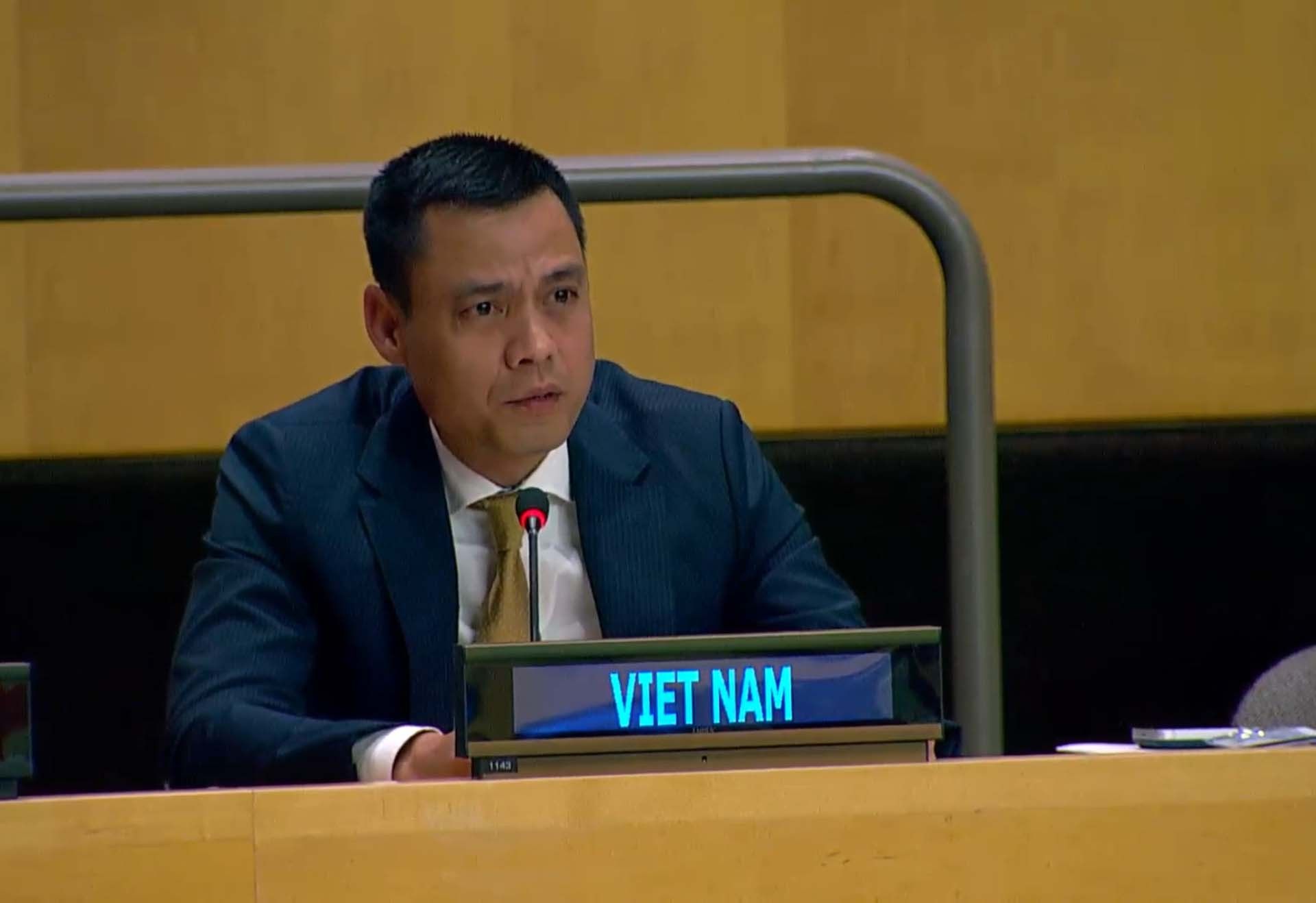 Việt Nam đã tham gia tích cực trong các nỗ lực cứu trợ nhân đạo quốc tế