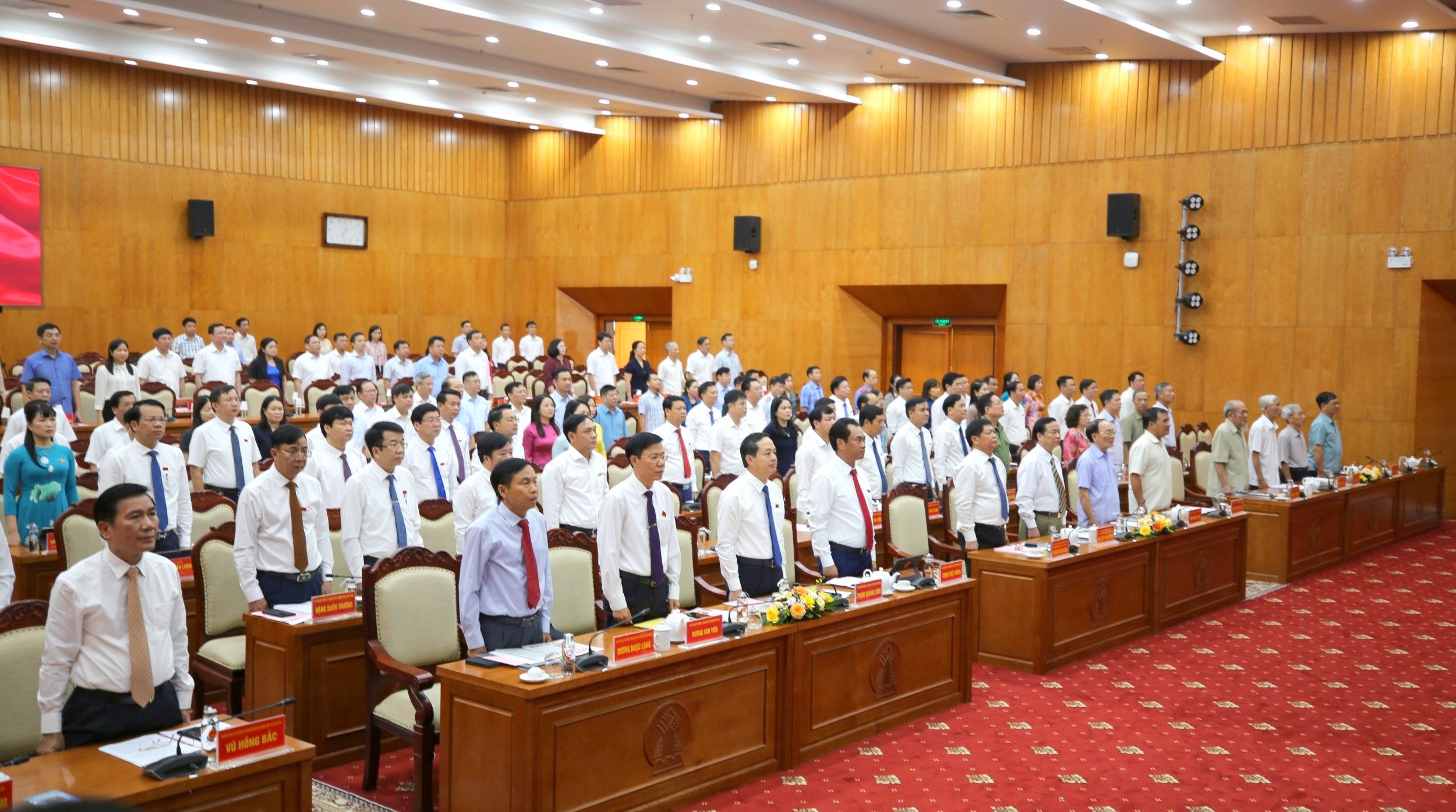 Khai mạc Kỳ họp thứ mười chín, Hội đồng nhân dân tỉnh Thái Nguyên khóa XIV