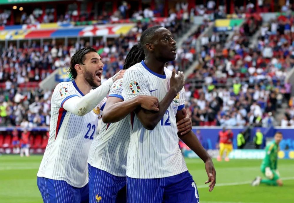 Vòng 1/8 EURO 2024: Pháp và Bồ Đào Nha chật vật vào tứ kết