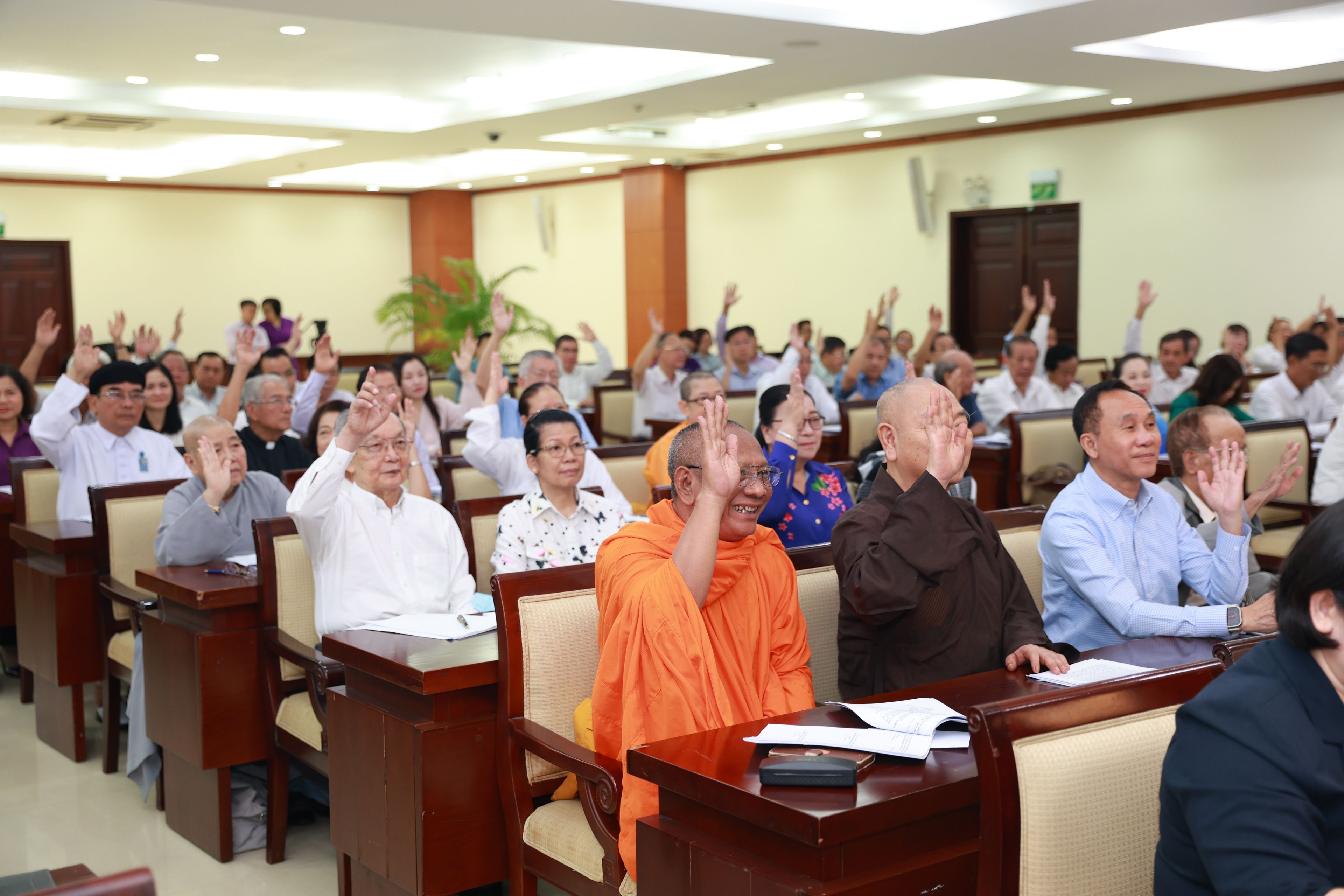 Phó Bí thư Thành ủy TP Hồ Chí Minh Nguyễn Phước Lộc kiêm giữ chức Chủ tịch Ủy ban MTTQ Việt Nam TP Hồ Chí Minh