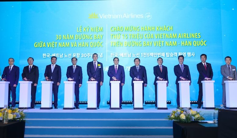 Hãng hàng không Vietnam Airlines đóng vai trò cầu nối quan trọng góp phần thúc đẩy quan hệ hai nước