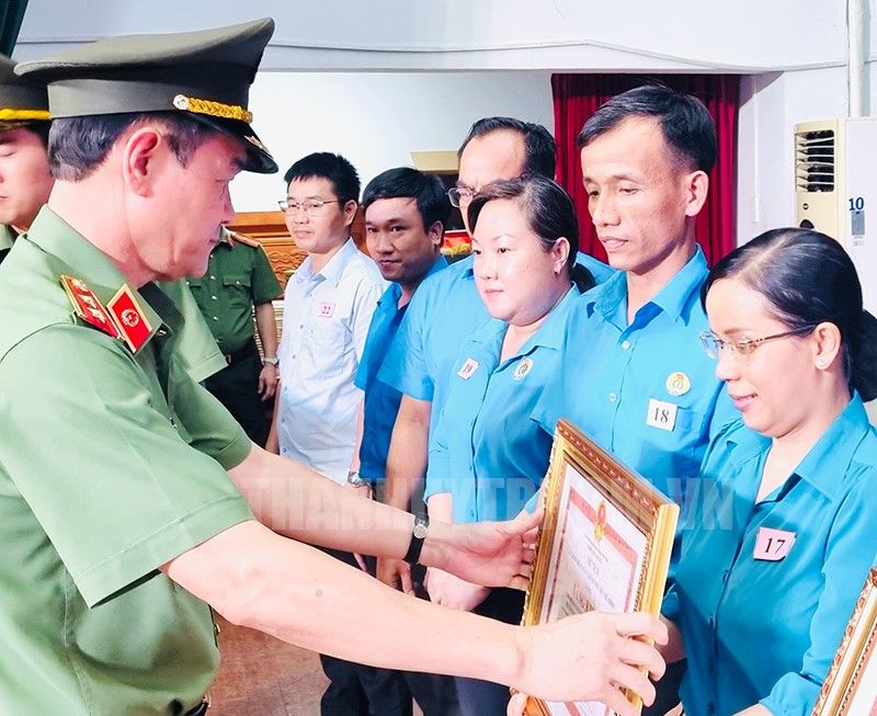 TP. Hồ Chí Minh: Phát huy vai trò của tổ chức Công đoàn trong phòng, chống tội phạm