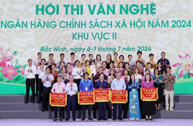 Hội thi văn nghệ Ngân hàng chính sách xã hội năm 2024 khu vực II