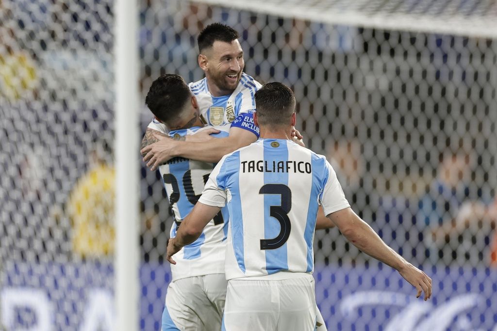 Argentina vào chung kết Copa America 2024