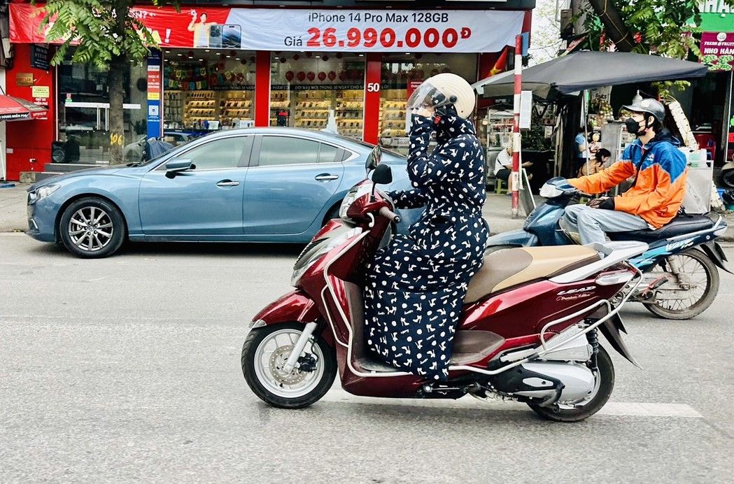 Bắc Bộ ngày nắng nóng, chiều tối mưa to