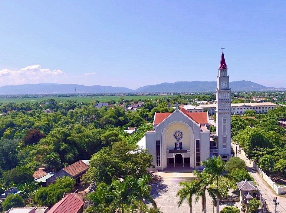 Phát huy vai trò của các tôn giáo tham gia bảo vệ môi trường và ứng phó với biến đổi khí hậu