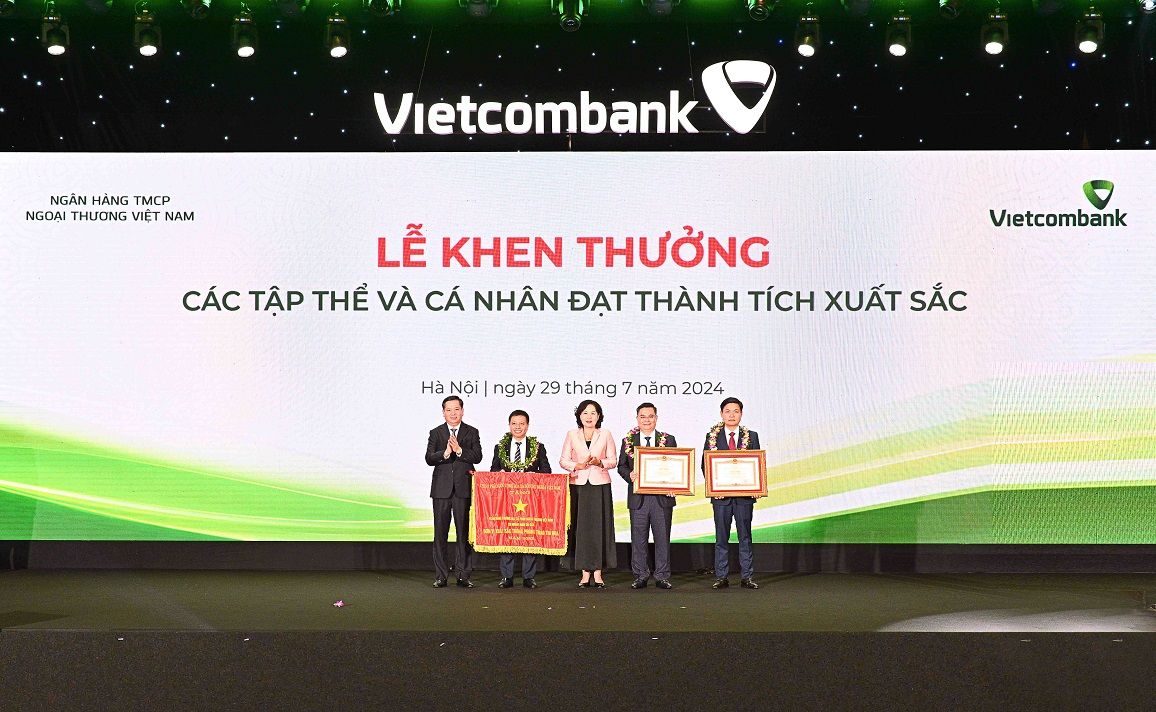 Vietcombank tổ chức Hội nghị công bố các Quyết định về nhân sự cấp cao