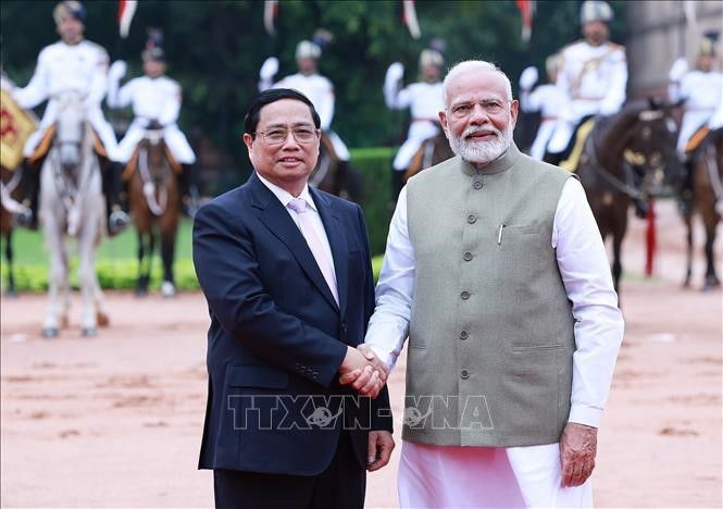 Thủ tướng Narendra Modi chủ trì lễ đón Thủ tướng Phạm Minh Chính thăm Ấn Độ