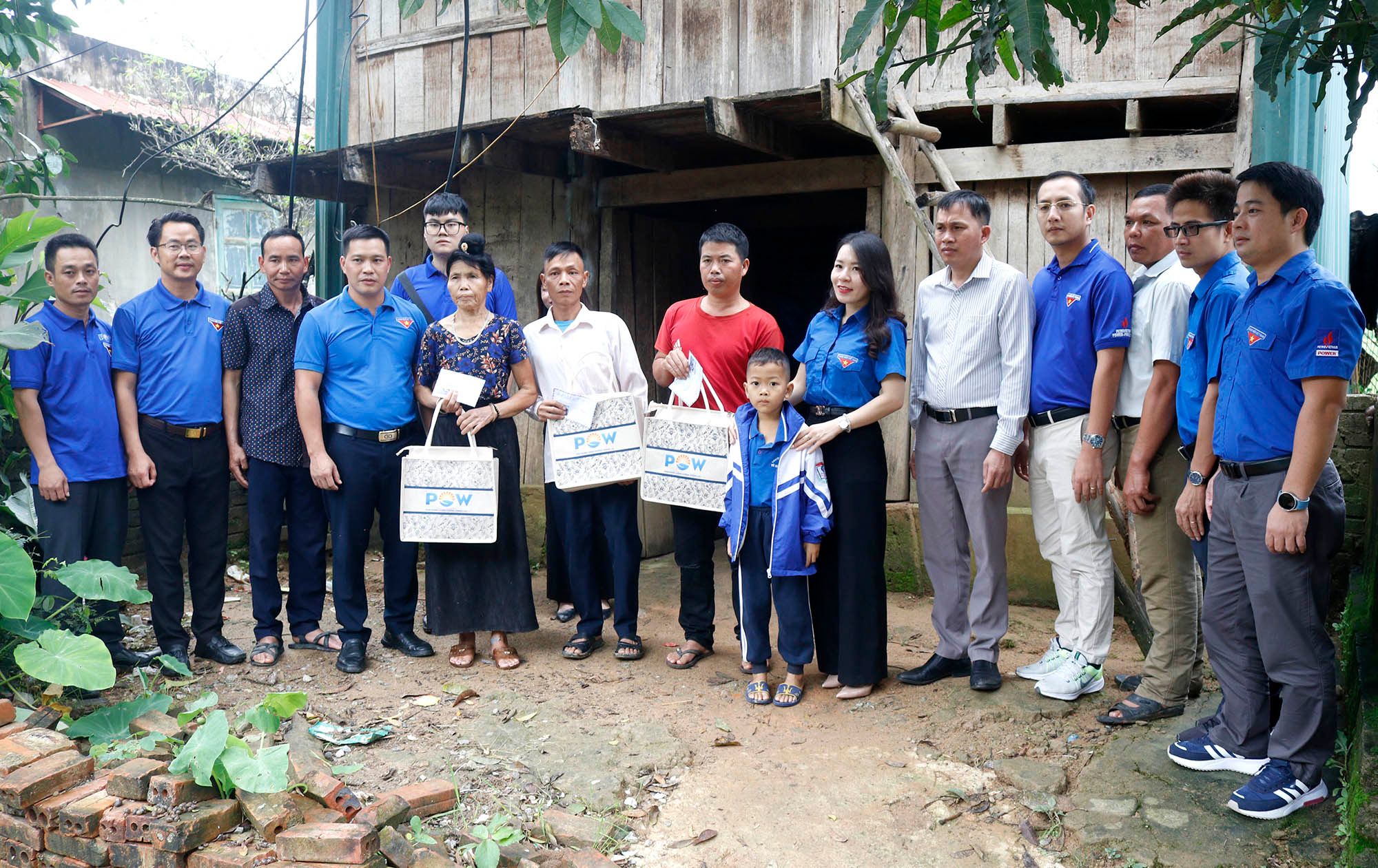 Hành trình tình nguyện “Hào khí Điện Biên”