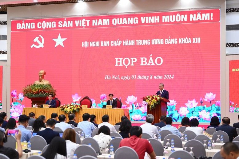 Tổng Bí thư, Chủ tịch nước Tô Lâm: Tăng tốc để hoàn thành chỉ tiêu Đại hội XIII