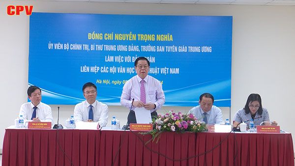 Tập trung quán triệt các Nghị quyết, Chỉ thị, kết luận của Đảng về văn học nghệ thuật