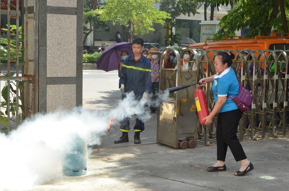 Tập huấn phòng cháy, chữa cháy cho hội viên, phụ nữ Thủ đô