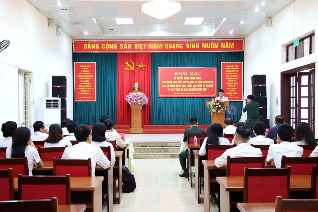 TP Hồ Chí Minh thu hút sinh viên tốt nghiệp xuất sắc, cán bộ khoa học trẻ về làm việc