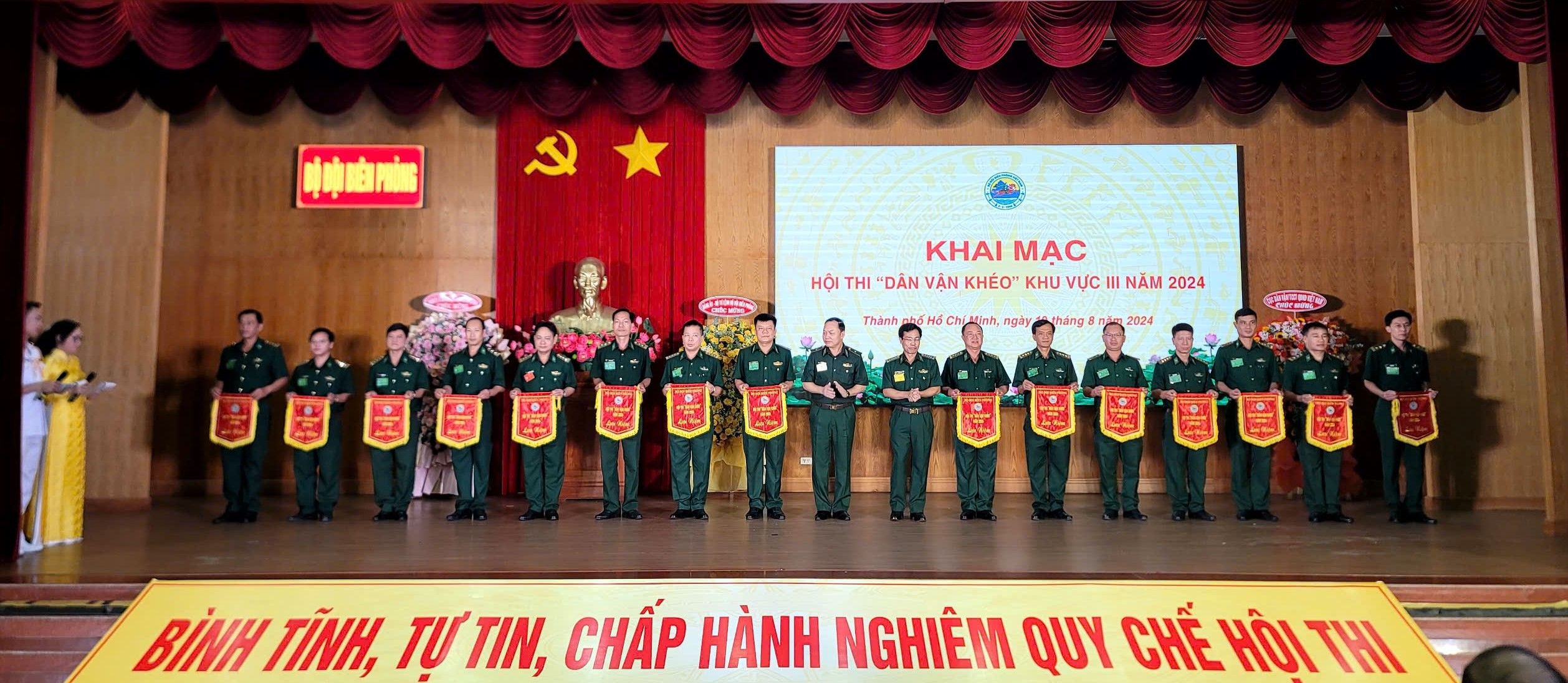 Khai mạc Hội thi Dân vân khéo Bộ đội Biên phòng khu vực 3