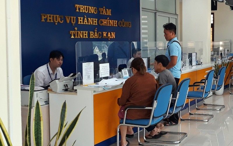 Bắc Kạn cần ưu tiên rút ngắn thời gian xử lý hồ sơ thủ tục