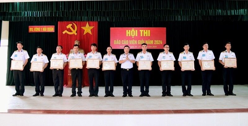 Vùng 1 Hải quân: Hội thi Báo cáo viên giỏi năm 2024