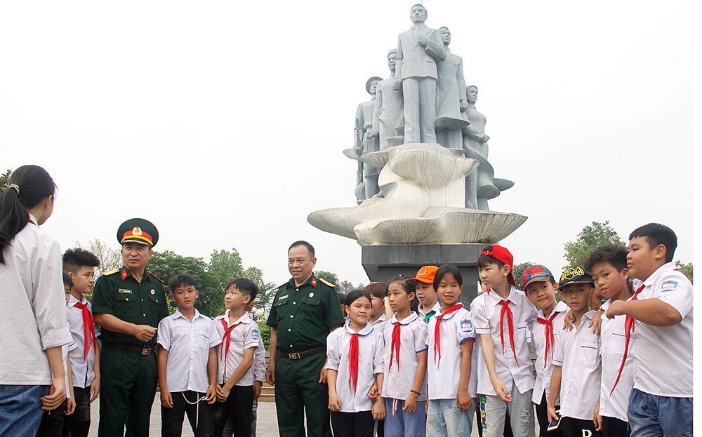 Yên Bái: Thông tin về học sinh viết bài có nội dung chưa phù hợp trên mạng xã hội