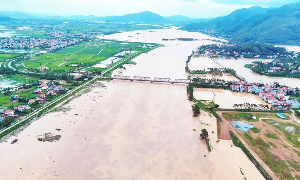 Lũ trên các sông dâng cao, nhiều nơi ở Bắc Giang ngập nặng