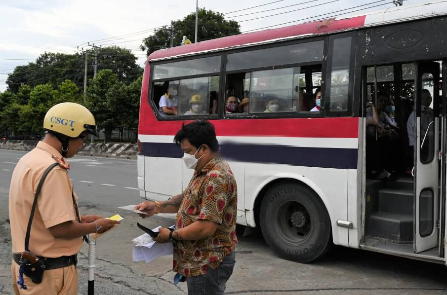 Long An: Tăng cường kiểm tra, xử lý “xe dù, bến cóc”