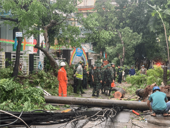 Khẩn trương khắc phục hậu quả, sớm ổn định hoạt động dạy và học