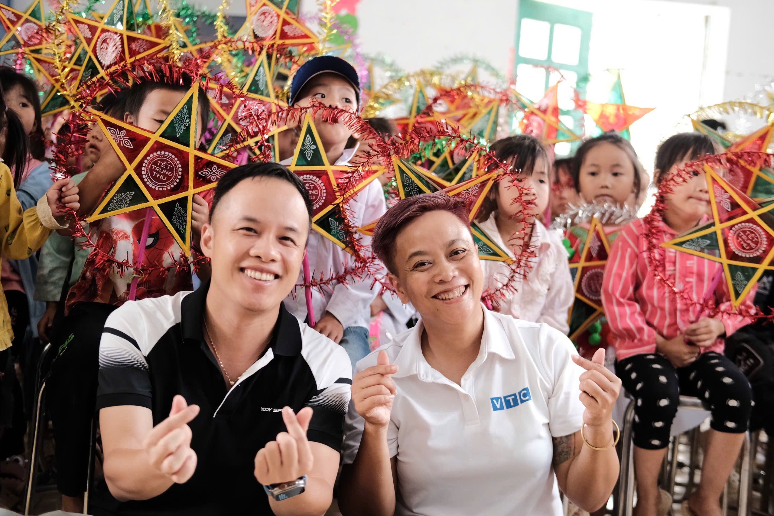 Điểm trường Vũng Lầy: Đón Tết Trông trăng cùng các em vùng cao