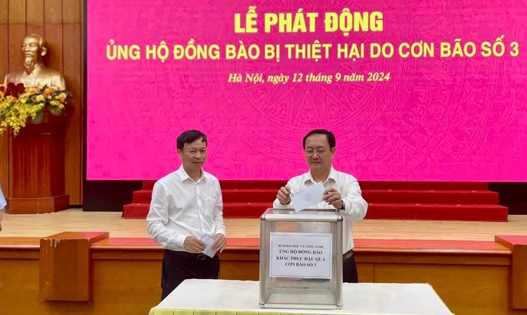 Bộ Khoa học và Công nghệ ủng hộ đồng bào khắc phục hậu quả cơn bão số 3