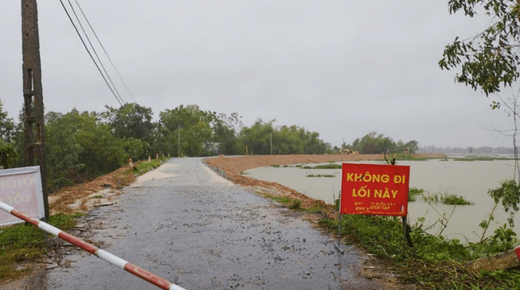 Vĩnh Phúc: Cấm nhiều loại phương tiện di chuyển trên một số tuyến đê 