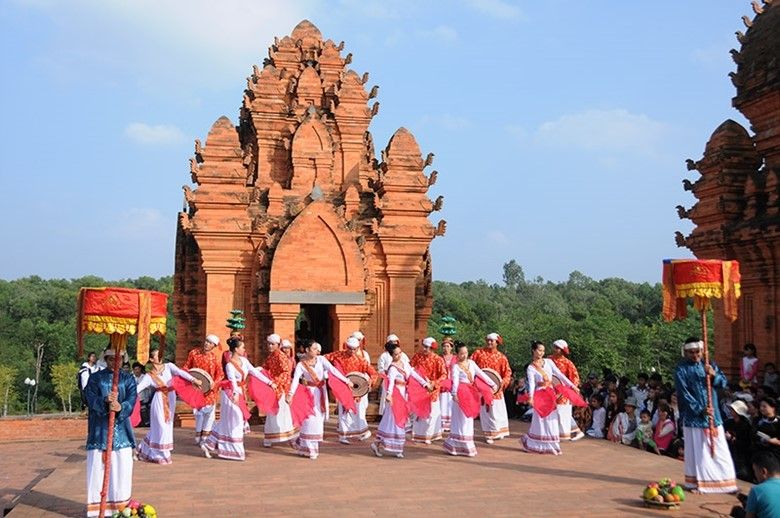 Ngày hội văn hoá dân tộc Chăm lần thứ VI