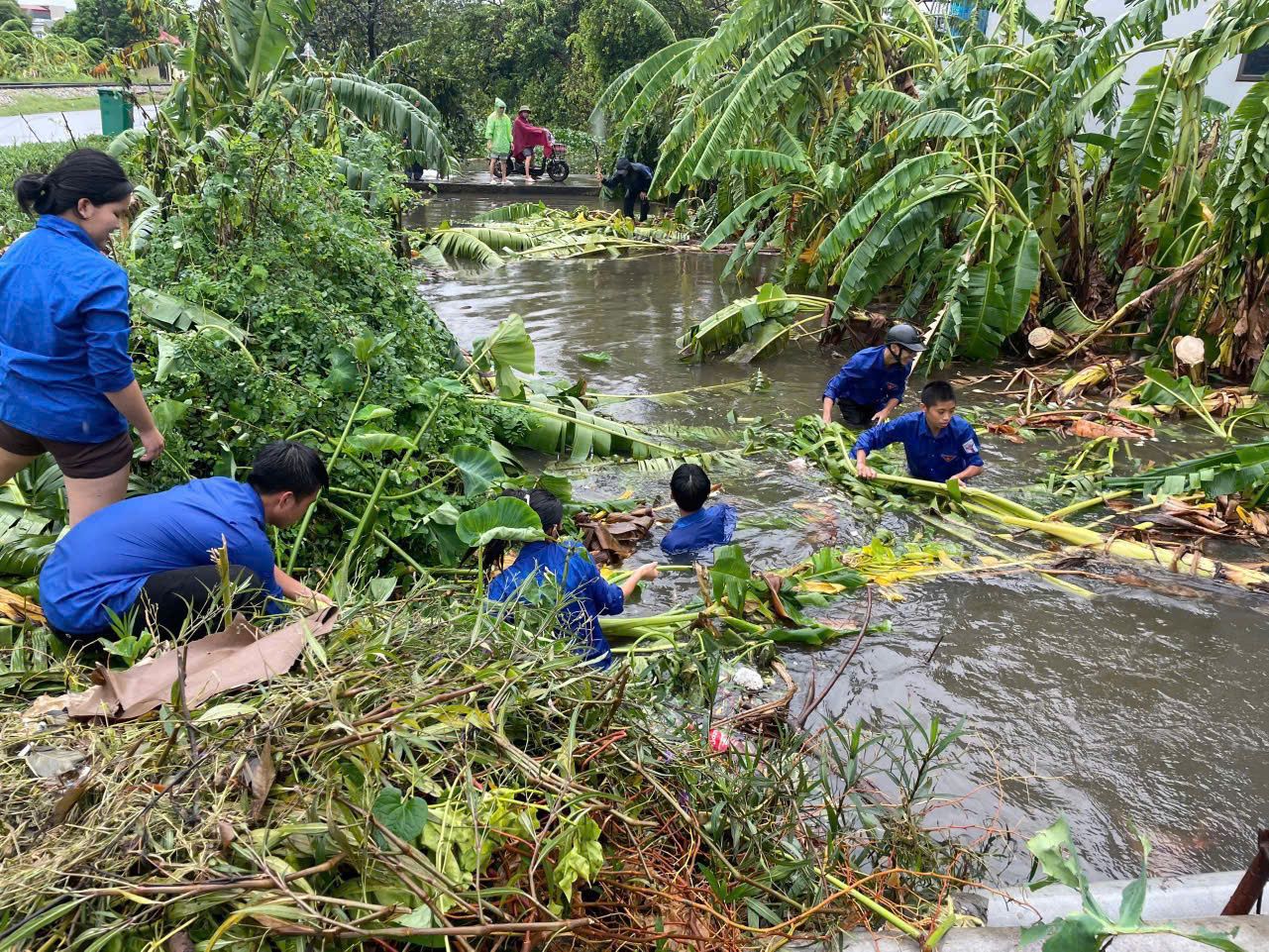 Vai trò xung kích, tình nguyện của thanh niên Hải Dương trong mùa bão lũ