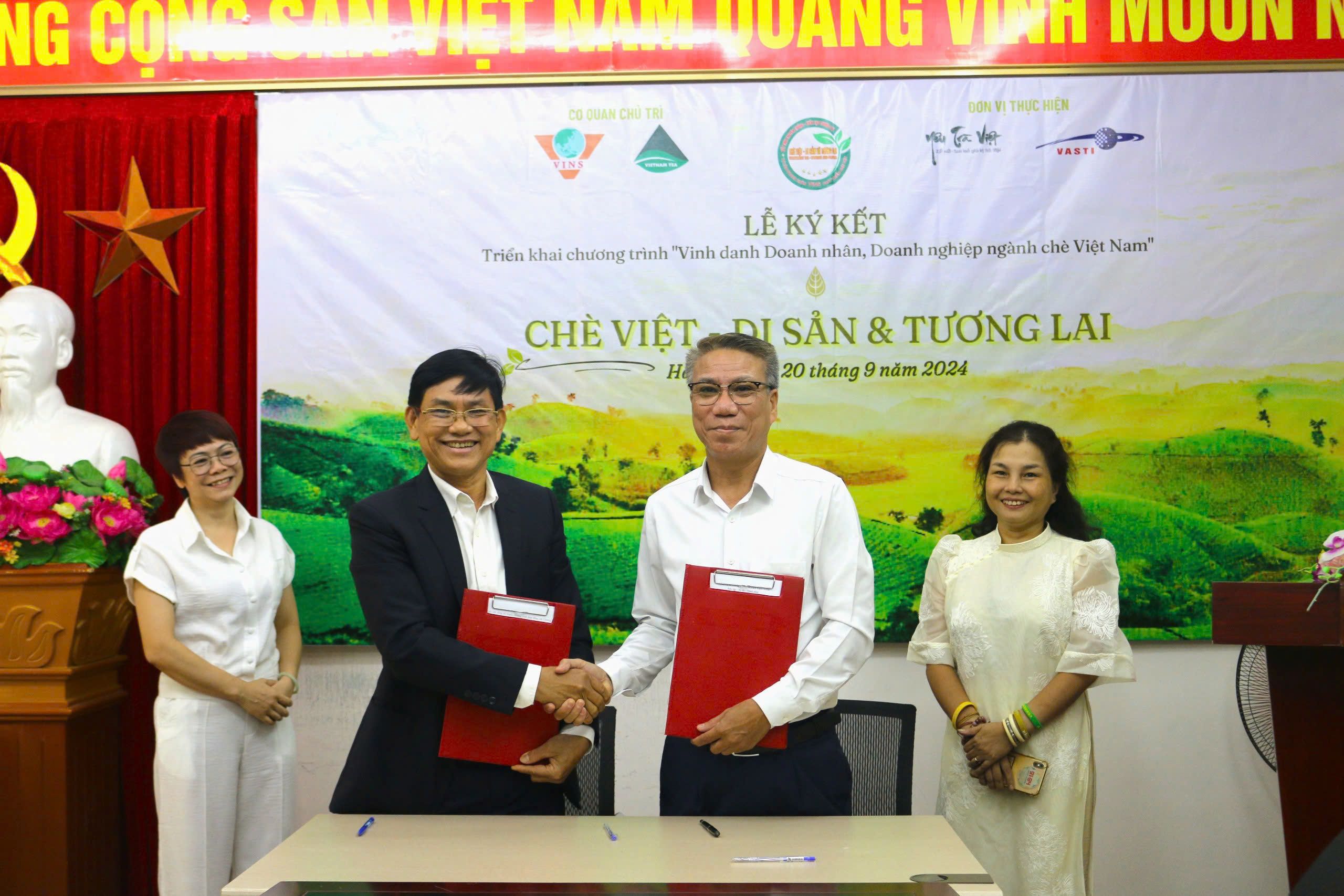 Chè Việt - Di sản và Tương lai: Vinh danh doanh nhân, doanh nghiệp ngành chè