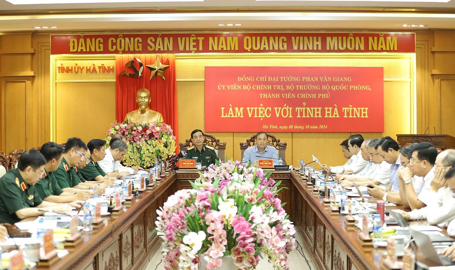 Huy động tối đa mọi nguồn lực phát triển kinh tế - xã hội Hà Tĩnh nhanh, bền vững