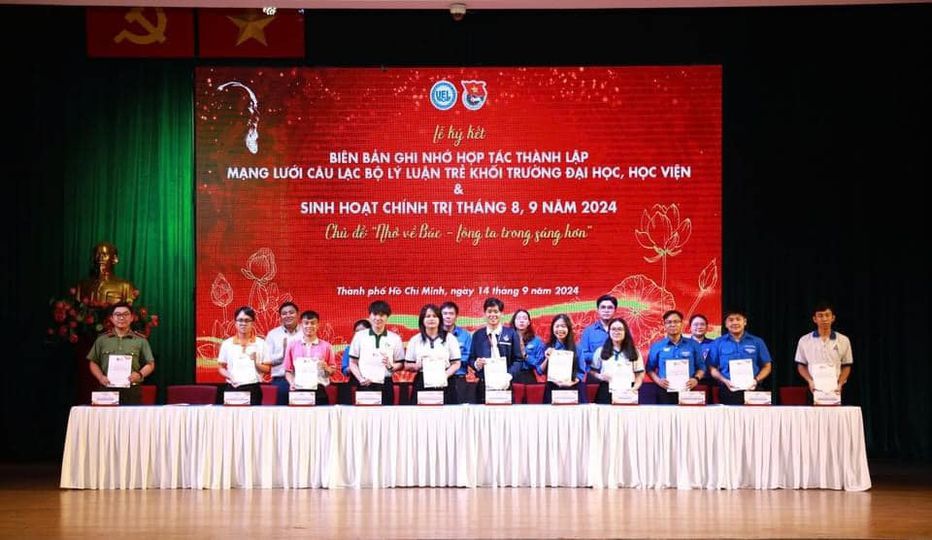 TP Hồ Chí Minh: Phong phú các hình thức sinh hoạt chính trị “Nhớ về Bác - Lòng ta trong sáng hơn”