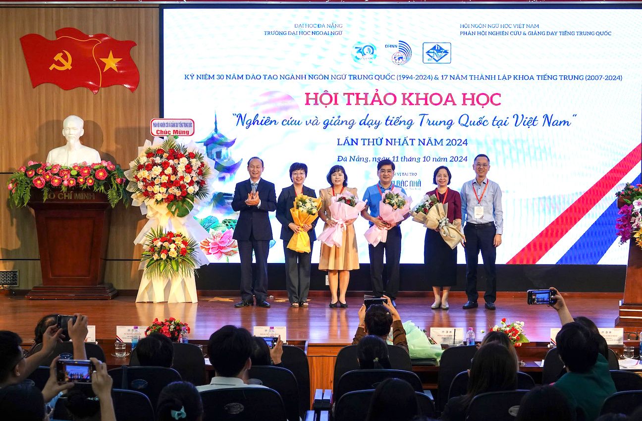 “Nghiên cứu và giảng dạy tiếng Trung Quốc: Xu hướng trên thế giới và thực tiễn tại Việt Nam”