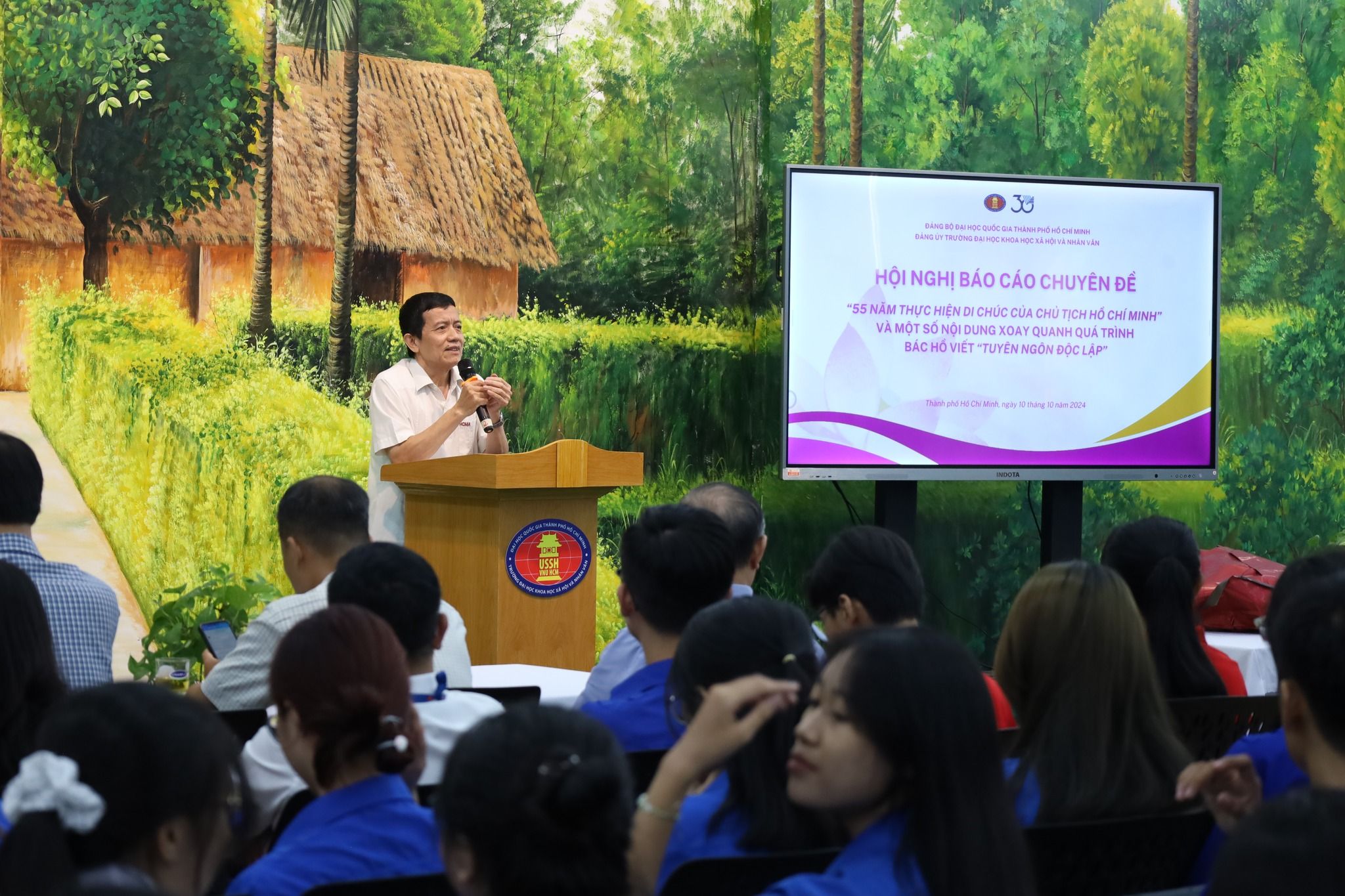 Sinh hoạt chuyên đề "55 năm thực hiện Di chúc Chủ tịch Hồ Chí Minh"