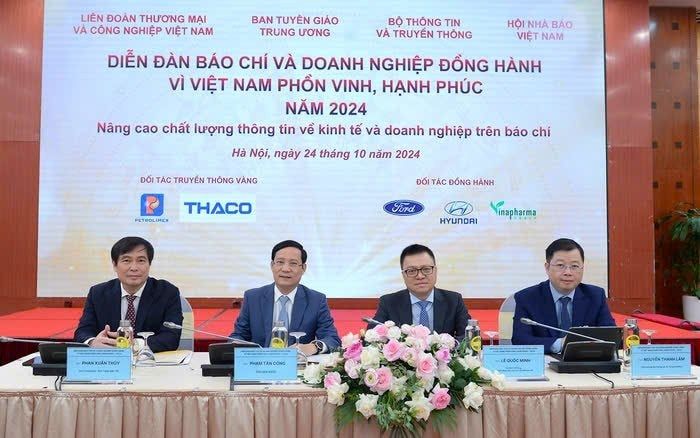 Nâng cao chất lượng thông tin về kinh tế và doanh nghiệp trên báo chí 